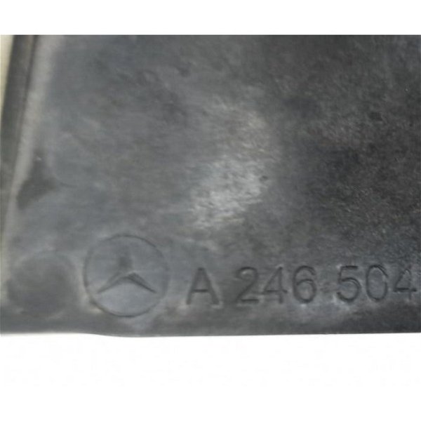 Suporte Esquerdo Inferior Radiador Mercedes A200 1.6 2015  