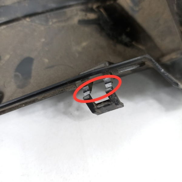 Tampa Caixa Fusível Hyundai Sonata 2011 Detalhe