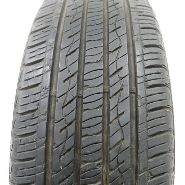 Pneu Kumho Crugen Premium 225/55 R18 98h N1 Detalhe Dot 0617