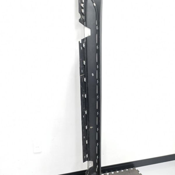 Spoiler Lateral Esquerda Bmw X1 2.0 Turbo 2012.13
