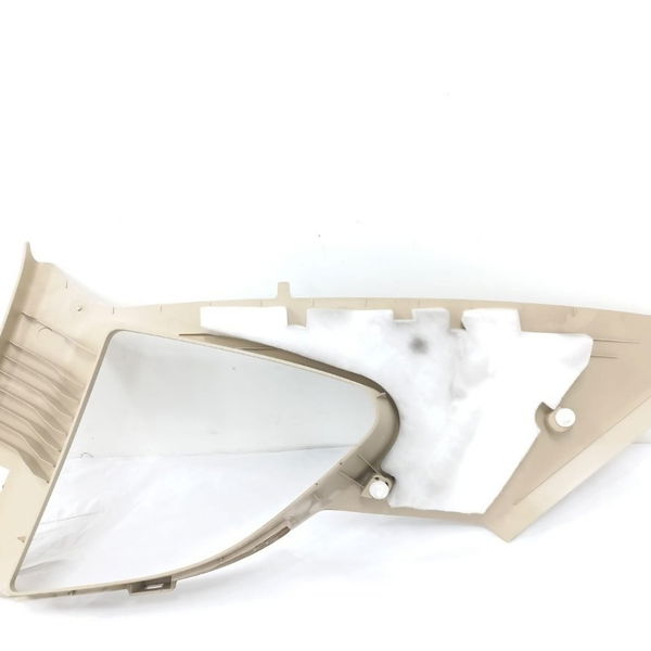 Acabamento Vigia Coluna Traseira Direita Bmw X1 2013
