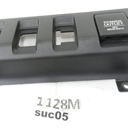 Moldura Botão Aux/ Hdmi Honda Hrv 2018 83412t7t