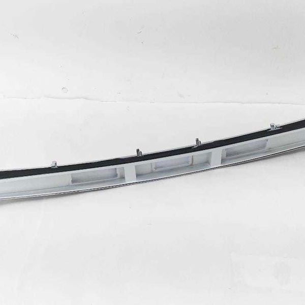 Aplique Friso Tampa Traseira Renault Fluence 2014