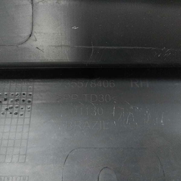 Spoiler Direito Renault Fluence 2014