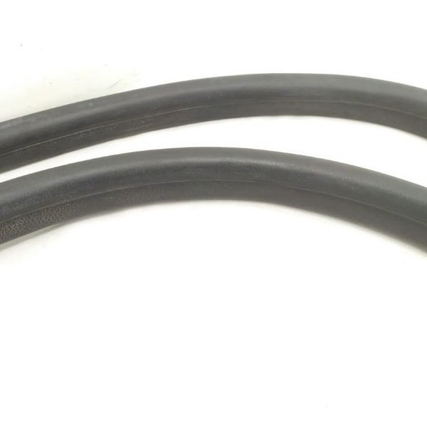 Borracha Porta Traseira Esquerda Amarok 2.0 2012