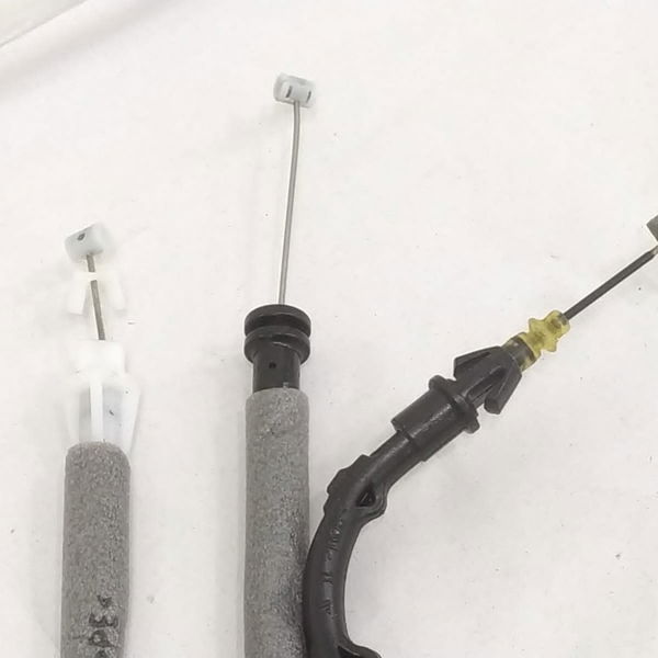 Fechadura Porta Traseira Direita Renegade 2019 Detalhe