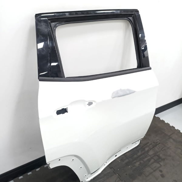 Porta Lata Traseira Direita Jeep Compass Flex 2018  Detalhe