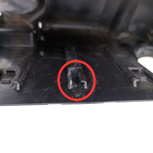 Suporte Caixa Fusível Honda Hrv 2018 Detalhe
