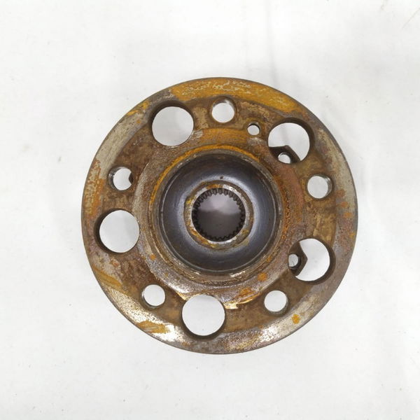 Cubo Rolamento Roda Traseiro Esquerdo C300 2011