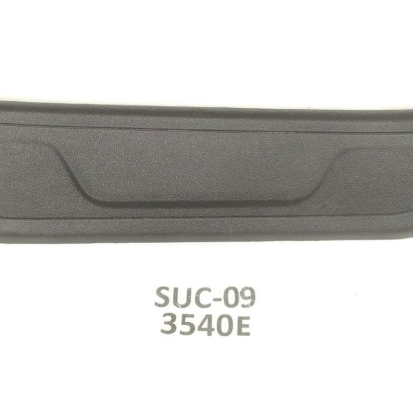Soleira Traseira Direita Hyundai Ix35 2014 2015 Detalhe