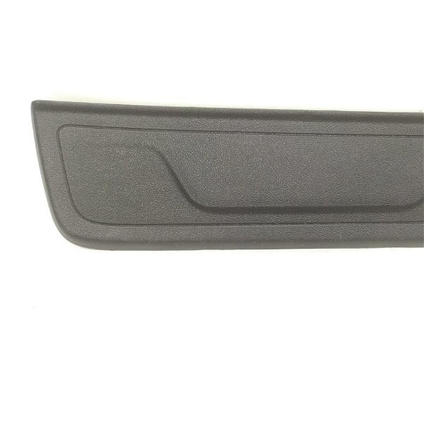 Soleira Traseira Direita Hyundai Ix35 2014 2015 Detalhe