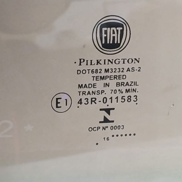 Vidro Porta Traseira Direita Fiat Mobi 2017