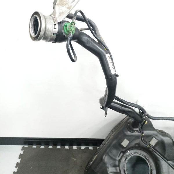 Tanque Combustível Mercedes C300 V6 2011