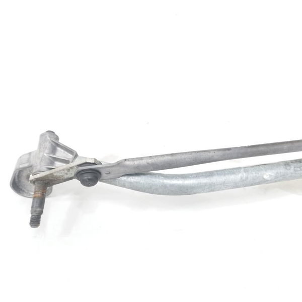 Galhada Limpador Mercedes C300 V6 2011 A2048201040