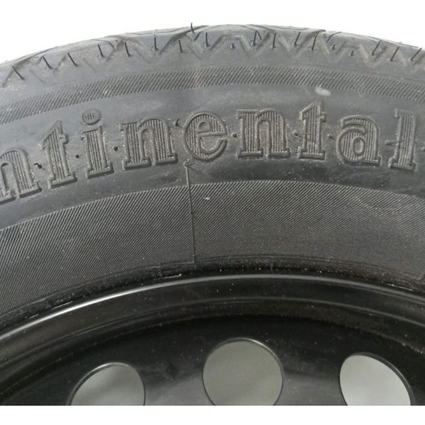 Pneu Estepe Continental T125/90 R16 C300 V6 2011