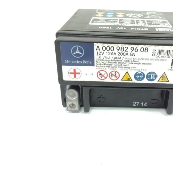 Bateria Auxiliar 12v  12ah Mercedes Benz A200 2015