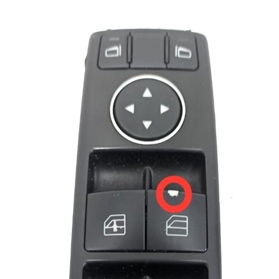 Botão Comando Vidro Dianteira Esquerda Mercedes Gla200 2016