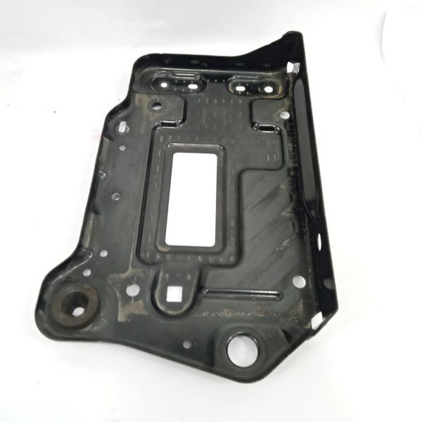 Suporte Caixa Bateria Mercedes Benz Gla 200 20152016