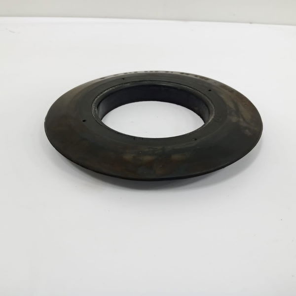 Calço Coifa Dianteira Esquerda Gla 200 2015 2016