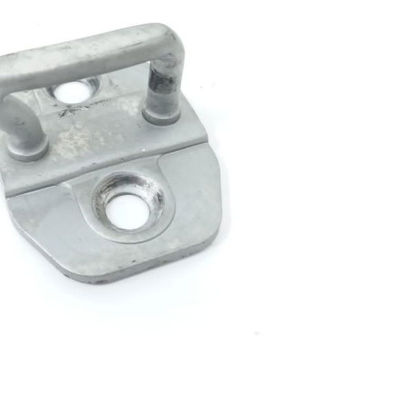Batente Porta Dianteira Direita  Mercedes Gla 200  2016