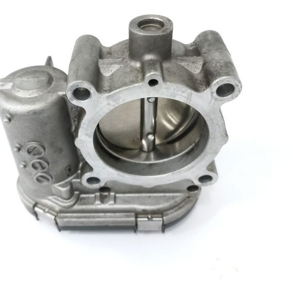 Corpo Borboleta Tbi Mercedes Gla 200 2016