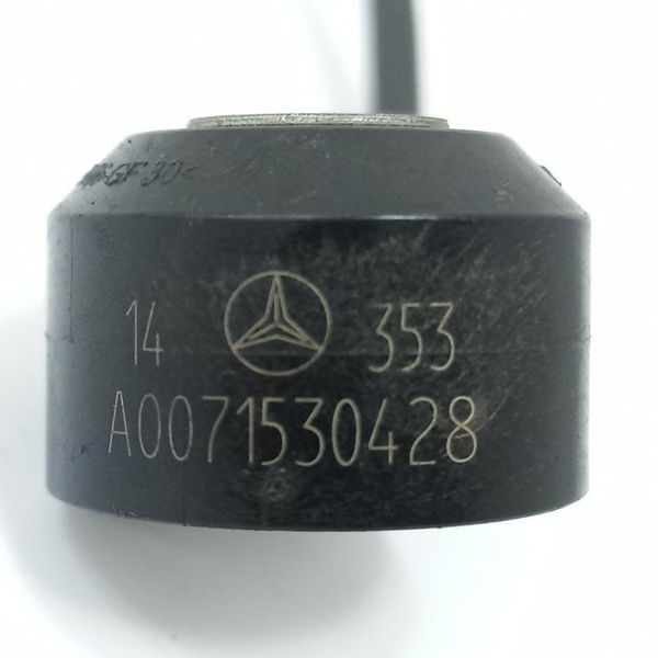 Sensor Detonação Mercedes Gla 200 2016 A0071530428