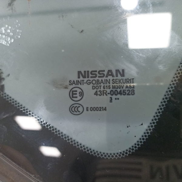 Vidro Fixo Traseira Direita Nissan Sentra 2014
