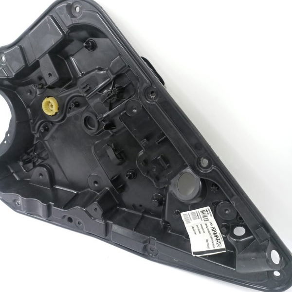 Máquina De Vidro Traseiro Direito Gla200 2015 2016