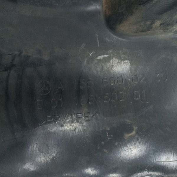 Parabarro Dianteiro Direito Mercedes Gla200 2015 2016