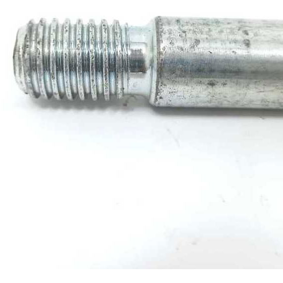 Parafuso Reboque Mercedes Gla 2015 2016