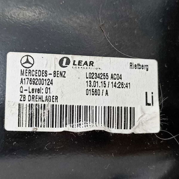 Dobradiça Banco Traseiro Esquerdo Mercedes Gla 2016