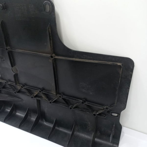 Acabamento Defletor Traseiro Mercedes Gla200  2016