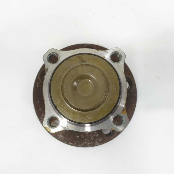 Cubo Rolamento Roda Traseiro Esquerdo Mercedes A200 2014