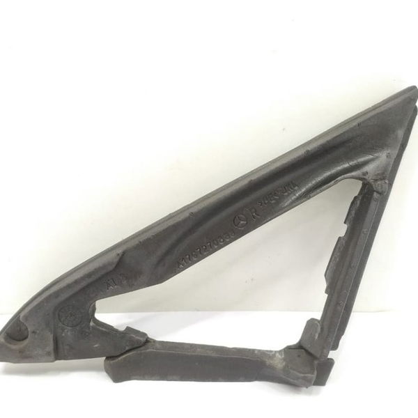 Espuma Interna Retrovisor Direito Mercedes A200 2014