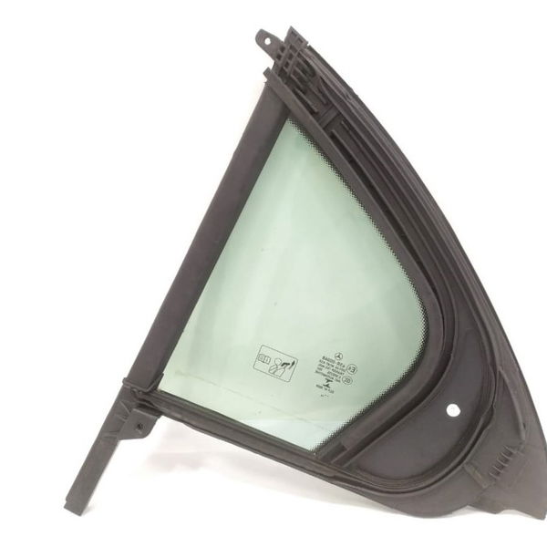 Vidro Fixo Traseiro Direito Mercedes A200 2014