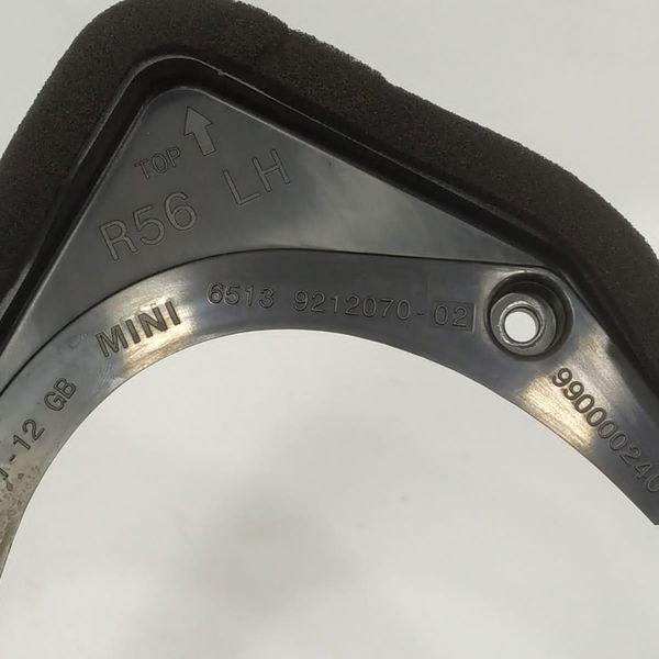 Suporte Alto Falante Esquerdo Porta Malas Mini Cooper 2010