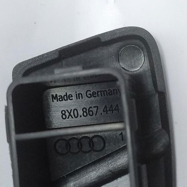 Botão Falso Maçaneta Interna Dianteira Direita Audi A1 2013