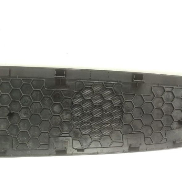 Grade Tela Alto Falante Audi A1 Tfsi 2013 Detalhe