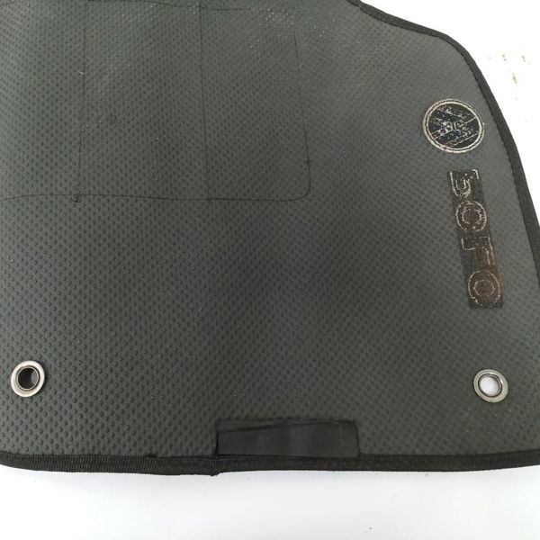 Tapete Dianteiro Esquerdo Vw Polo 2016