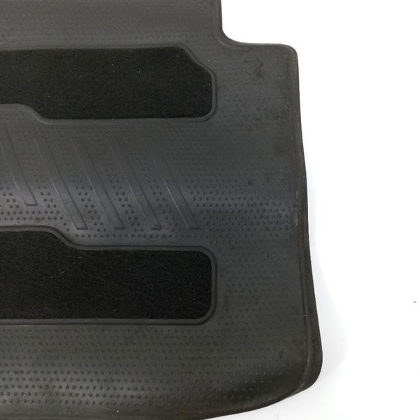 Tapete Traseiro Esquerdo Toyota Corolla 2016