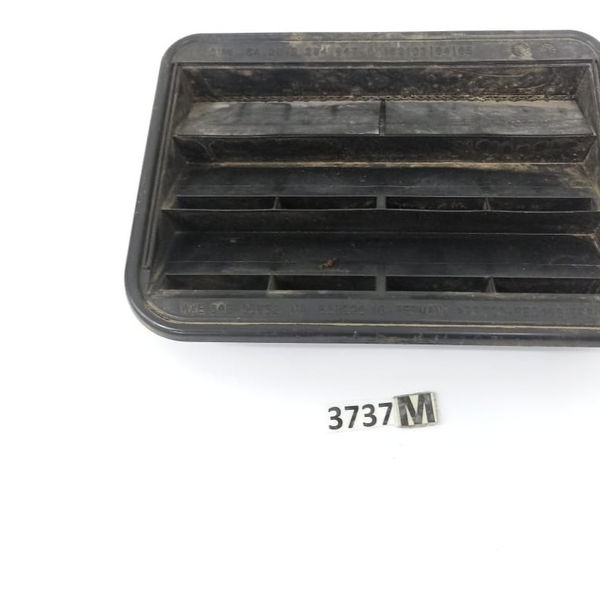 Saída Ar Lateral Direito Bmw 320i 2015 64229284647