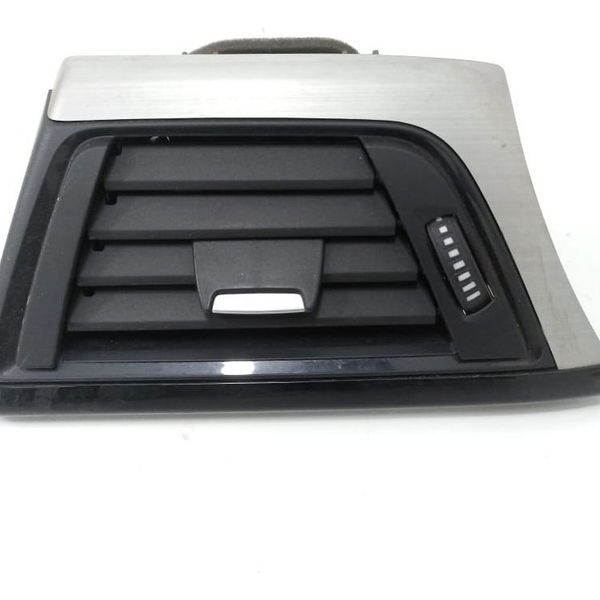 Difusor Ar Esquerdo Bmw 320i 2015