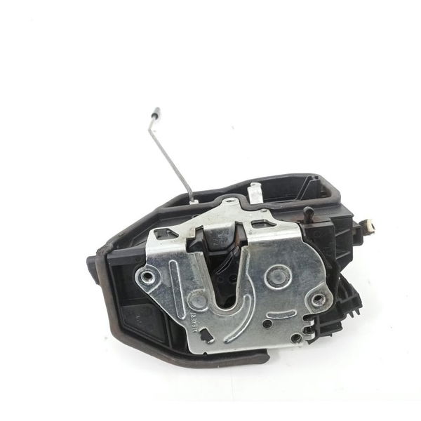 Fechadura Porta Traseira Esquerda Bmw 320i 2015