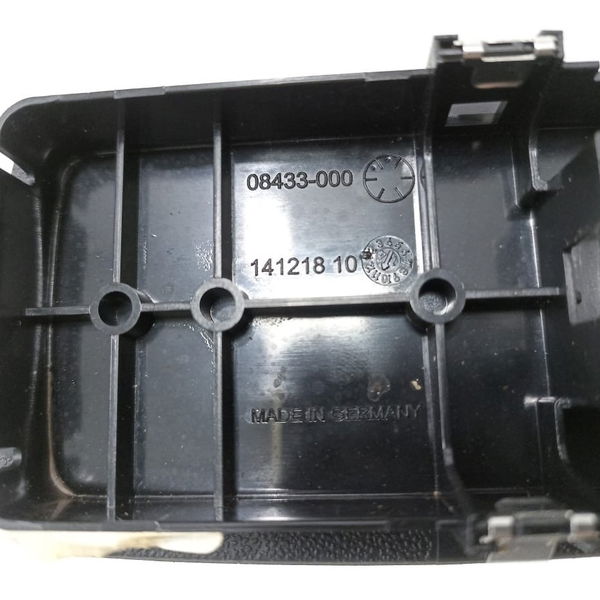 Moldura Botão Vidro Porta Dianteira Direita Bmw 320i 2015