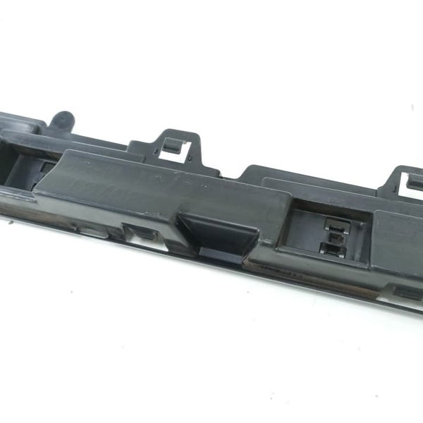 Suporte Spoiler Dianteiro Direito Bmw 320i 2015
