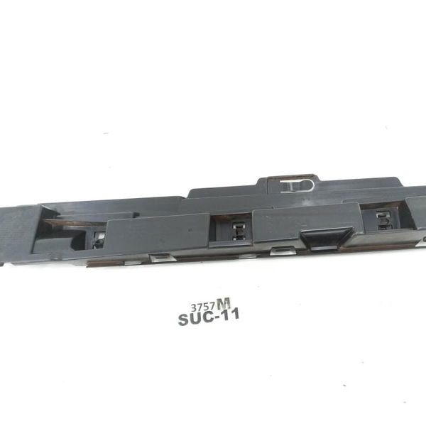 Guia Spoiler Lado Esquerdo Bmw 320i 2015