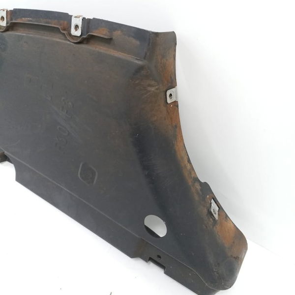 Acabamento Parabarro Traseiro Direito Bmw 320i 2015