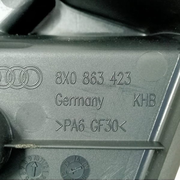 Suporte Bagagito Esquerdo Audi A1 Tfsi Sportback 2013
