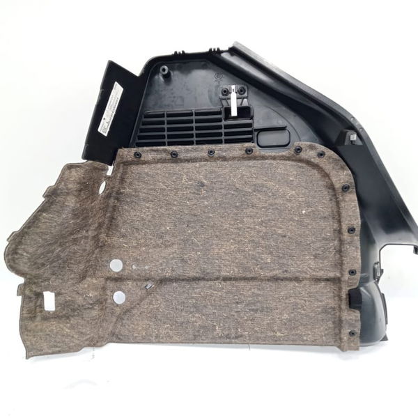Forro Porta Malas Esquerdo Audi A1 Tfsi 2013 Detalhe
