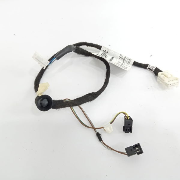 Chicote Forro Porta Traseira Direita Mercedes A200 2015